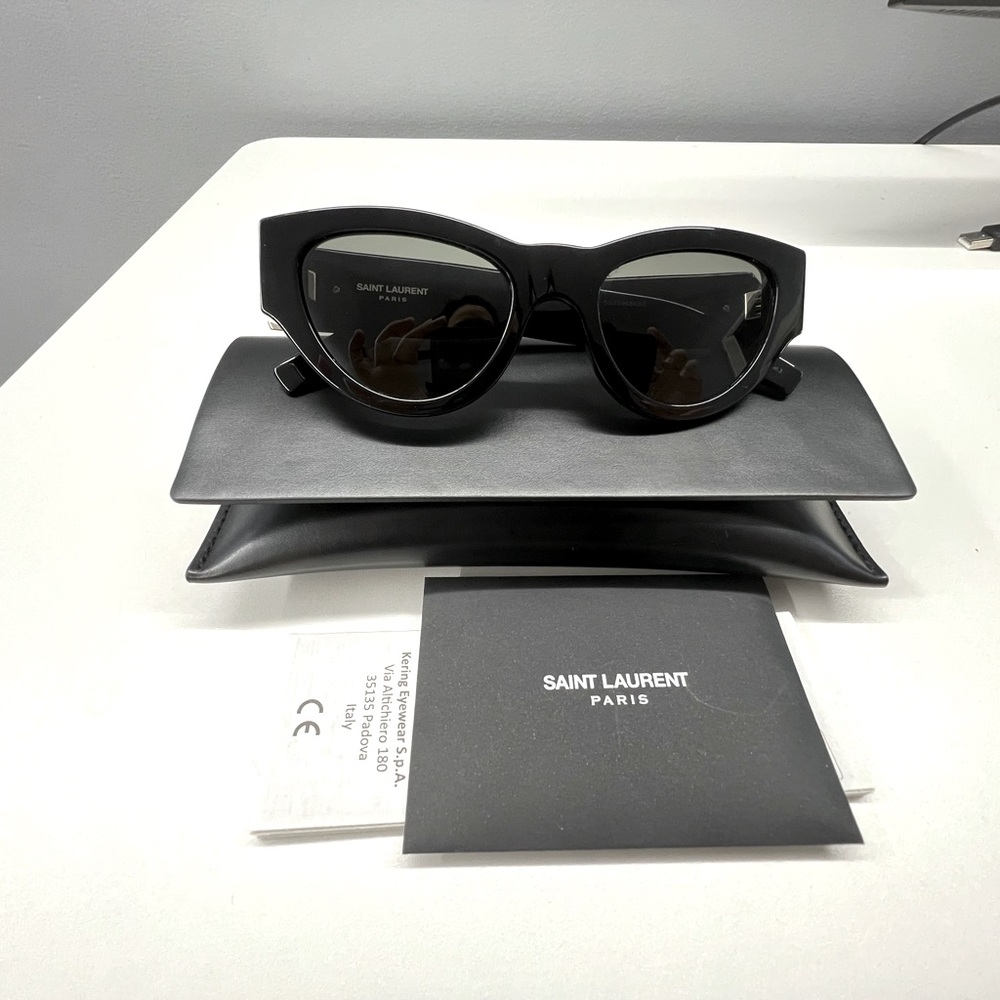 sunglasses